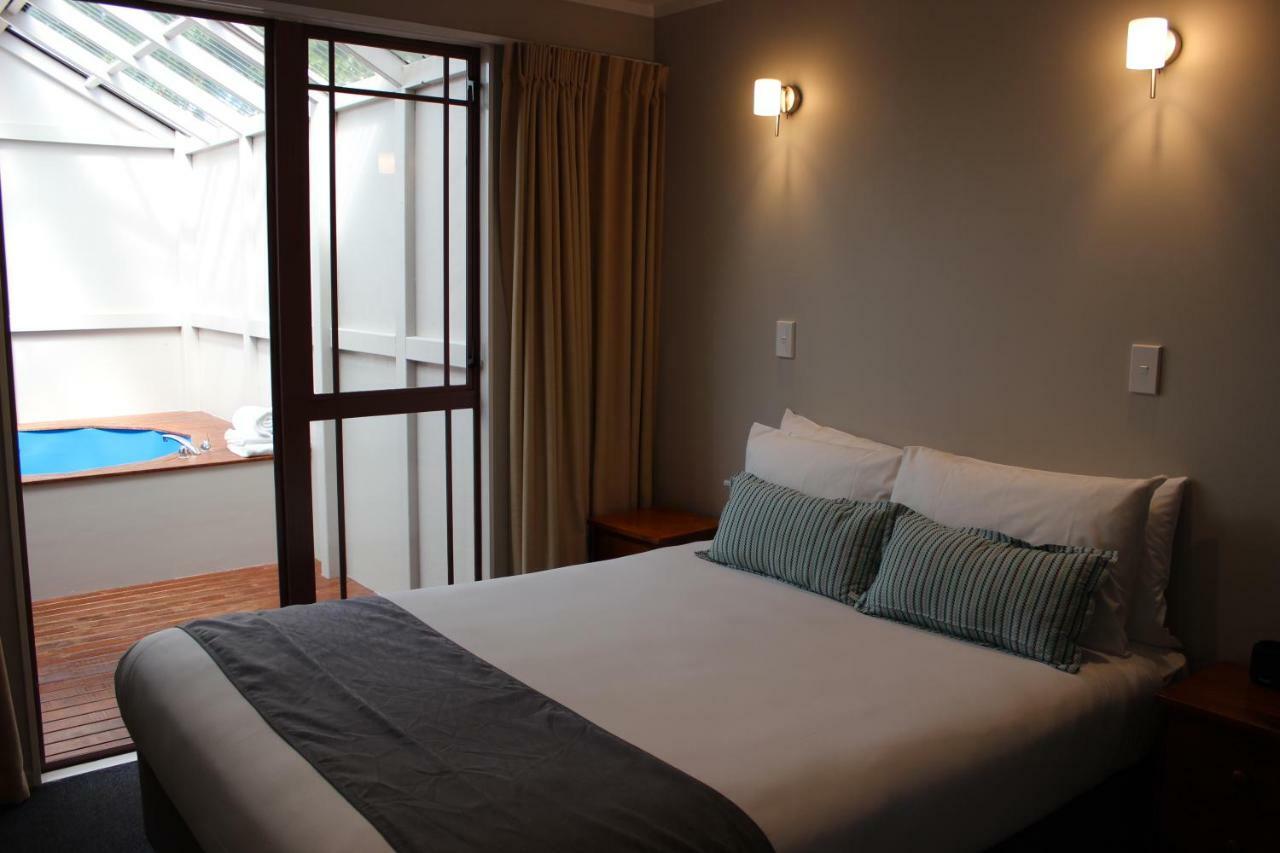 Quality Inn Acapulco Τούπο Εξωτερικό φωτογραφία